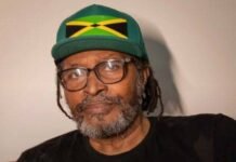 Edson Gomes é internado em UTI após show na Bahia