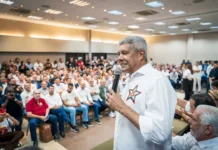 Jerônimo reúne 363 prefeitos em Salvador e mostra força na largada da eleição